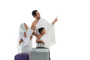 boşluğu sunan umrah çifti