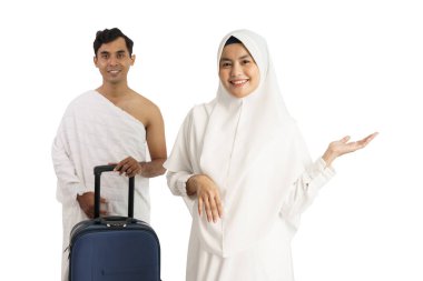 boşluğu sunan umrah çifti