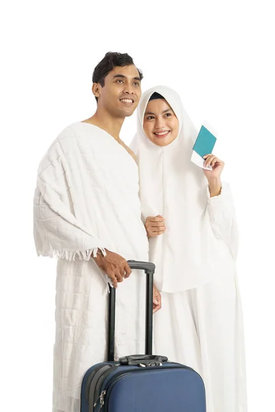 Muslimische Pilger Frau und Mann bereit für Umrah — Stockfoto