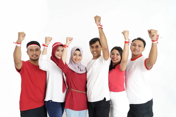 Amigo emocionado levantó el brazo en el día de la independencia indonesia — Foto de Stock