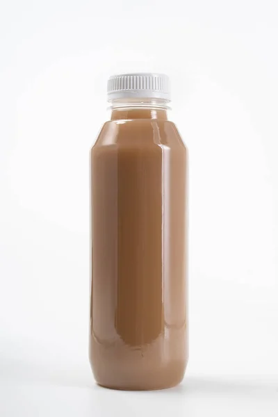 Koffie product mockup op plastic fles — Stockfoto