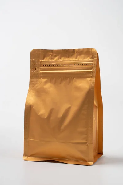 Mockup del producto de la bolsa de pie oro — Foto de Stock