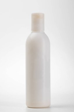 Beyaz losyon şişesi şablonu.