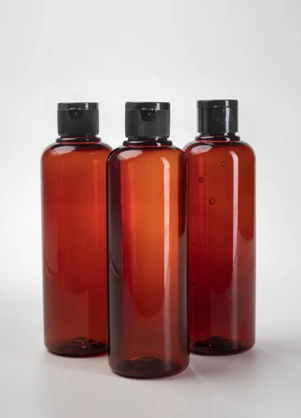 Bouteilles cosmétiques en plastique — Photo