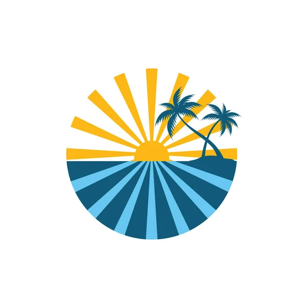 Sommar strand soluppgång med kokos träd tema vektor logotyp design — Stock vektor