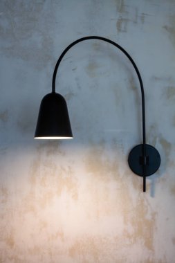 modern bir kafede lambalar