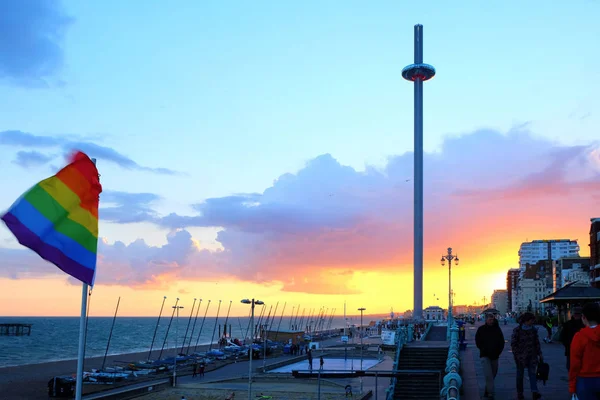Brighton Strandpromenaden Vid Solnedgången Med Det Rörliga Utsiktstornet Centrala Strandpromenaden — Stockfoto