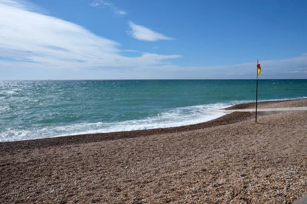Brighton Beach Einem Sonnigen Tag Ist Der Strand Verlassen Vordergrund — Stockfoto