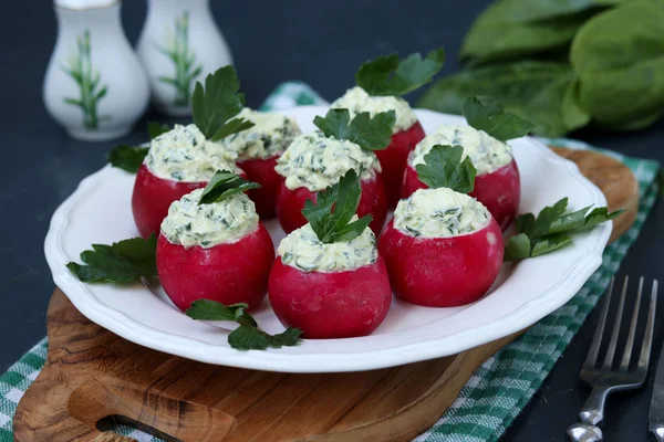 Radish Stuffed with Feta Cheese, Spinach and Boiled Egg — Stock Photo, Image
