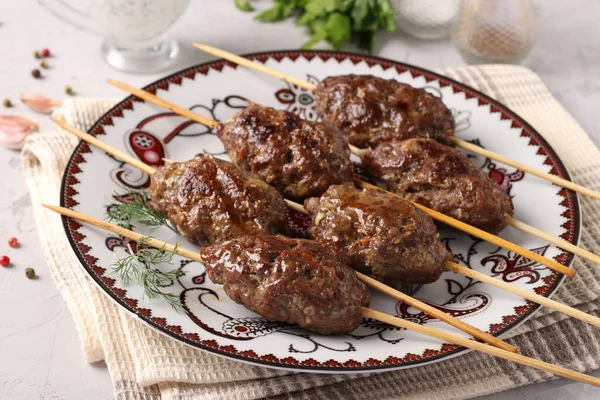 Kofta Kebab Wooden Skewers Plate Sauce Table Traditional Dish Arab — Stock Photo, Image