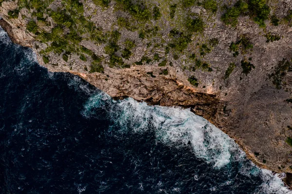Sierra de Tramuntana kıyılarında hava fotoğrafı