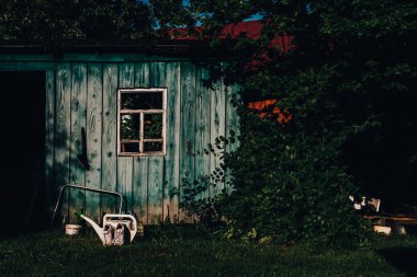 Eski rustik çiftlik evi