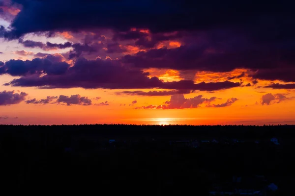 夕暮しの背景の夕べ空 — ストック写真