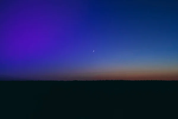 Αργά το βράδυ ουρανός και τοπίο — Φωτογραφία Αρχείου