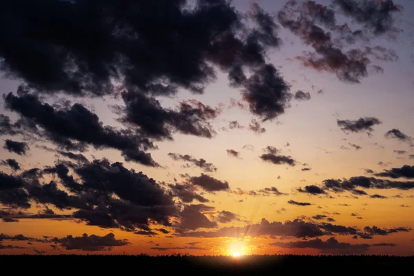 夕暮しの背景の夕べ空 — ストック写真