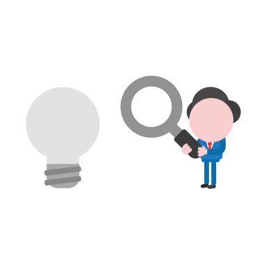 Büyüteç tutarak ve parlayan ampul seyir vektör çizim işadamı karakter.