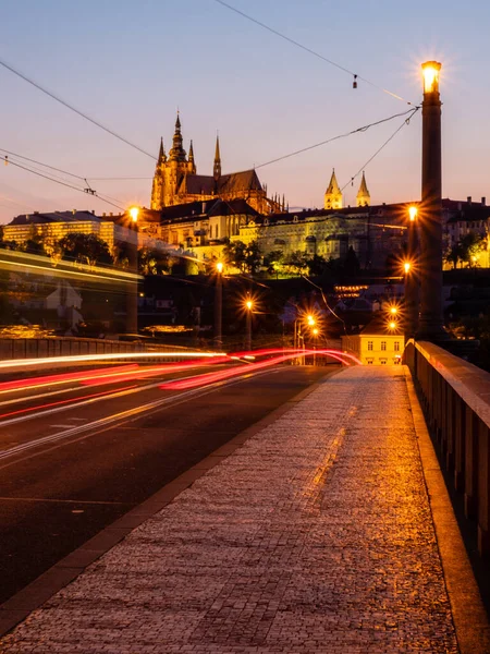 Lichte Proeven Manes Brug Buurt Van Praag Kasteel — Stockfoto