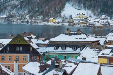 Avusturya'nın Hallstatt dağ köyü. Avusturya