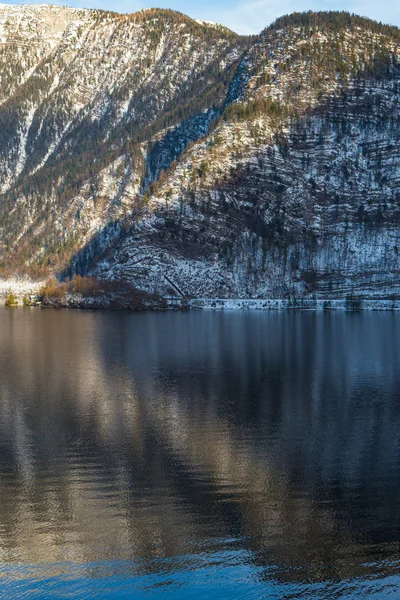 Niesamowite Widoki Jezioro Dachy Miejscowości Hallstatt Austria — Zdjęcie stockowe