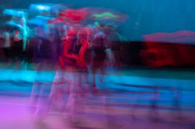 Dansta soyut hareket. Çocuk topluluğu. Moskova. Russi