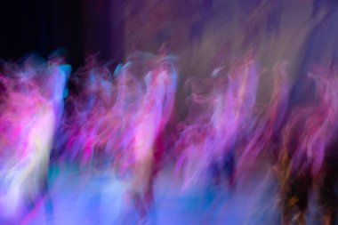 Dansta soyut hareket. Çocuk topluluğu. Moskova. Russi