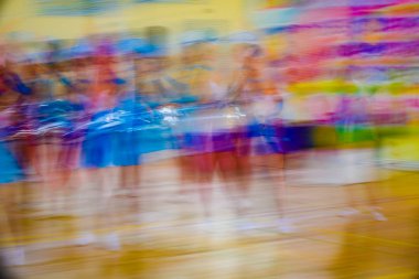 Dansta soyut hareket. Çocuk topluluğu. Moskova. Rusya