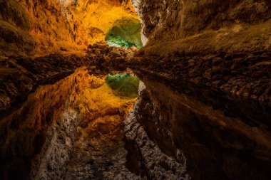 Lanzarote Kanarya takımadalarının inanılmaz, olağanüstü ve eşsiz bir adasıdır. İspanya