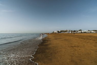 Lanzarote Kanarya takımadalarının inanılmaz, olağanüstü ve eşsiz bir adasıdır. İspanya