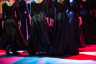 Dans güzel hareketleri, uzun pozlama vurdu. Moskova. Rusya