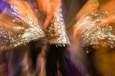 Dans güzel hareketleri, uzun pozlama vurdu. Moskova. Rusya