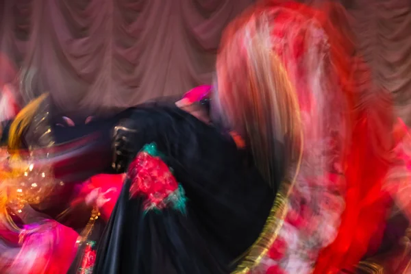 Krásné Pohyby Tance Vystřelena Dlouhou Expozici Moskva Rusko — Stock fotografie