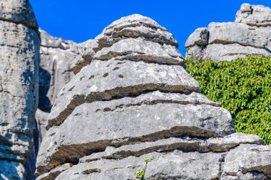 El Torcal de Antequera güneyde bulunan bir doğa rezervi 