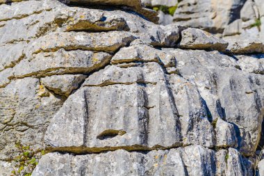 El Torcal de Antequera güneyde bulunan bir doğa rezervi 