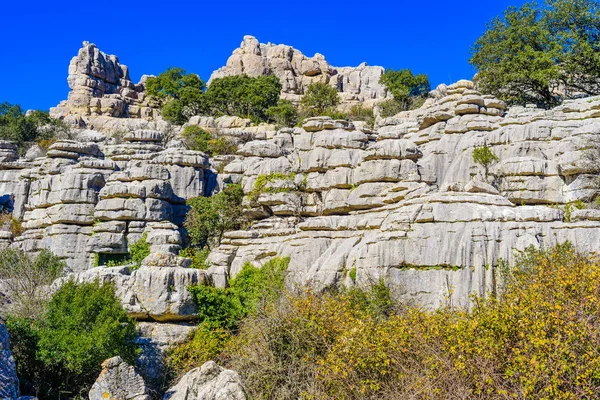 El Torcal de Antequera güneyde bulunan bir doğa rezervi 