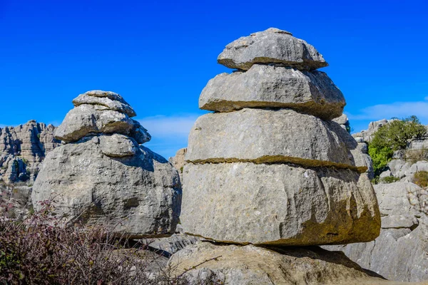 El Torcal de Antequera güneyde bulunan bir doğa rezervi 
