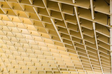 Metropol Parasol inanılmaz bir mimari yapıdır. Sevil