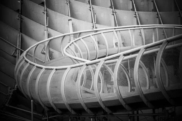 Fekete-fehér absztrakt építészeti kompozíció. Sevilla. És — Stock Fotó