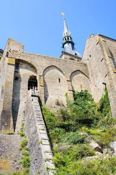 ミッシェルの中世修道院 島の市内の寺院の詳細 ノルマンディー フランス — ストック写真