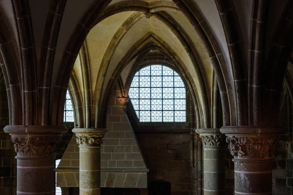 The medieval abbey of Mont Saint-Michel. Details of the temples — Stock Photo, Image