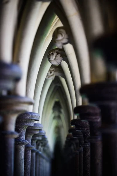 L'abbazia medievale di Mont Saint-Michel. Dettagli dei templi — Foto Stock