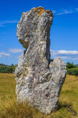 Lagatjar hizalama menhir ilginç bir uyum olduğunu 