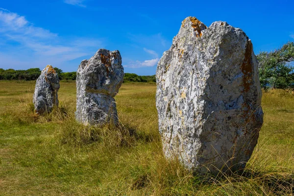 La alineación de Lagatjar es una alineación interesante de menhir — Foto de Stock