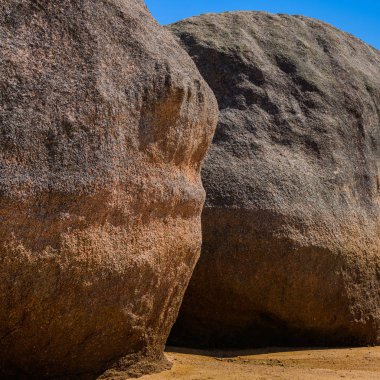 Tregastel ada Renote inanılmaz manzara. Brittany