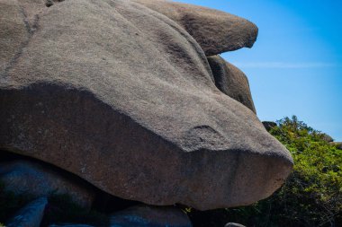 Tregastel ada Renote inanılmaz manzara. Brittany