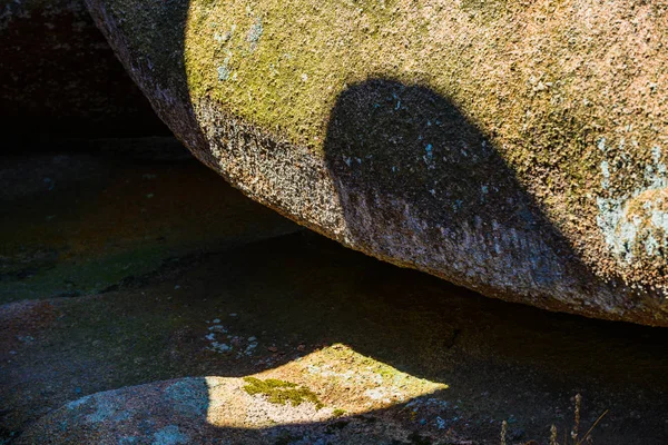 Ongelooflijke landschap op het eiland renote in TREGASTEL. Bretagne — Stockfoto