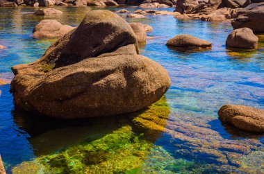 Tregastel ada Renote inanılmaz manzara. Brittany