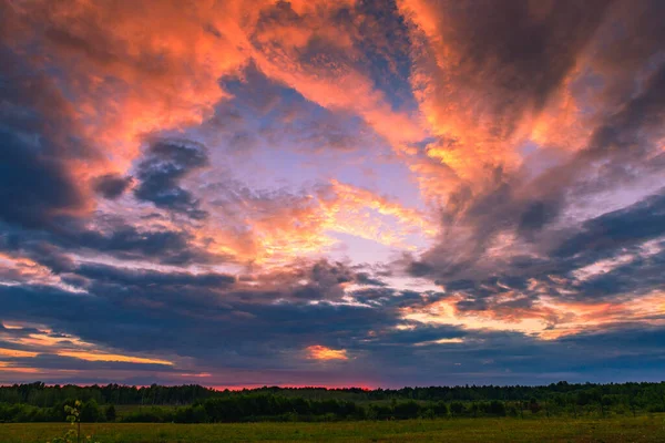 Incrível Céu Bonito Pôr Sol Região Pskov Rússia — Fotografia de Stock