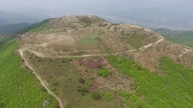 Manzara Cheonseong dağ, Yangsan, Güney Kore, Asya / peyzaj Cheonseong dağ, Yangsan, Güney Kore, Asya Mayıs-10-2018