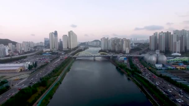 苏永河 亚洲交通高峰 — 图库视频影像