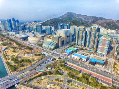 Haeundae, Busan, Güney Kore, Asya Centum şehir trafiğinde havadan görünümü.